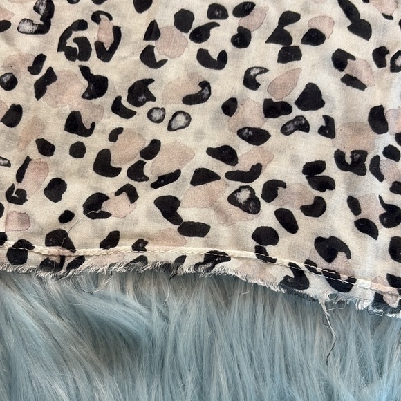 Bella Dahl Animal Print Raw Hem Top sz S - Picture 8 of 12